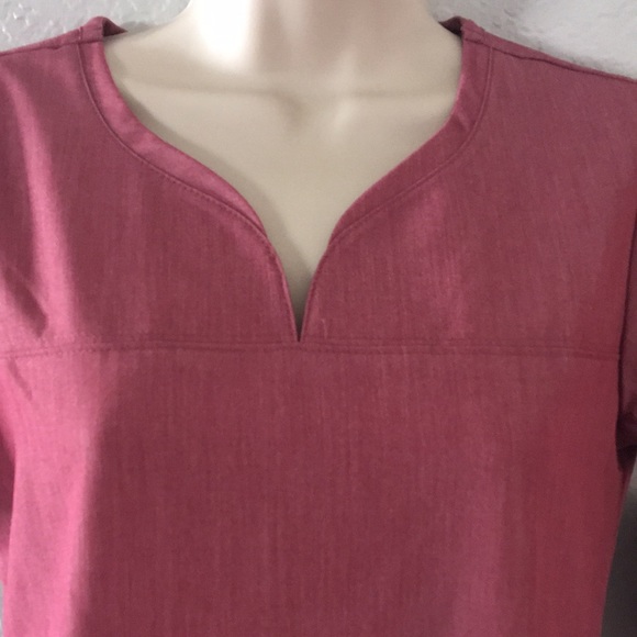 Grey’s Anatomy scrub top XS SET wine shade - Picture 2 of 6